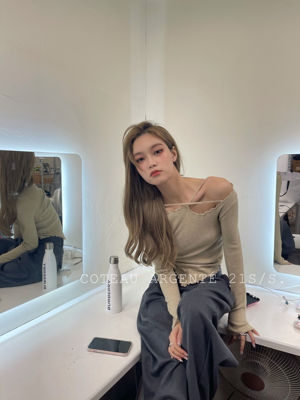 银色薄款休闲长袖打底