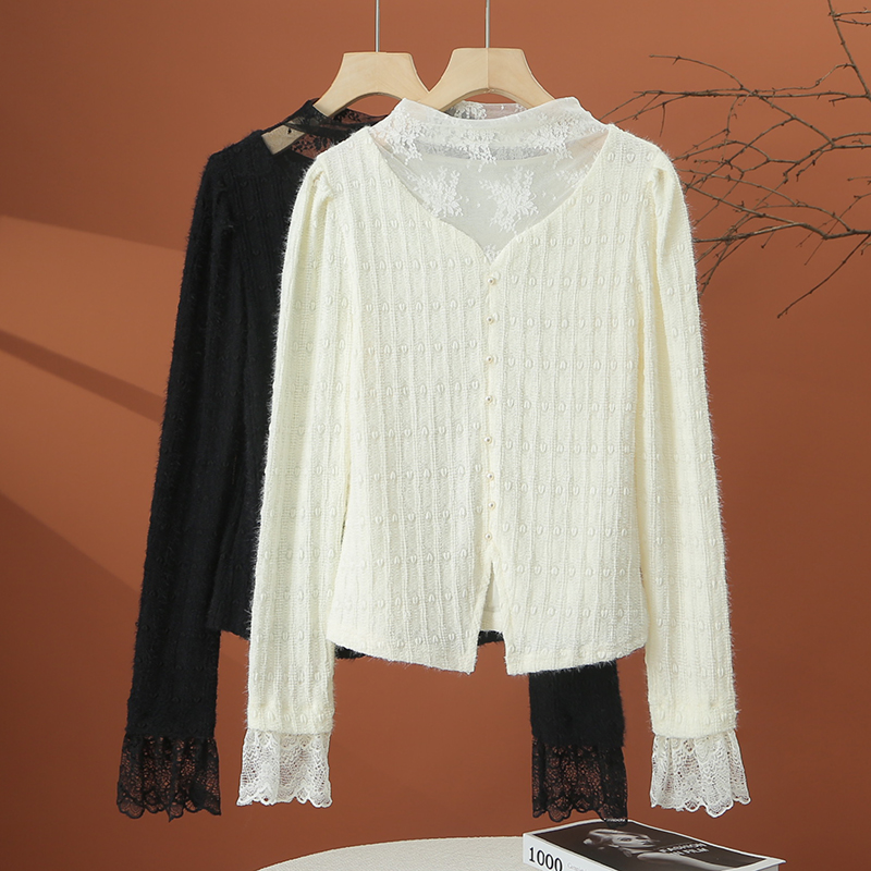 秋季长袖蕾丝打底衫女2025新款