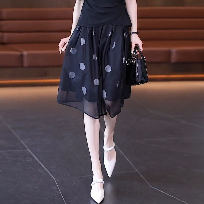 波点网纱半身裙女夏2026新款黑色中裙夏天小个子高腰显瘦a字裙子