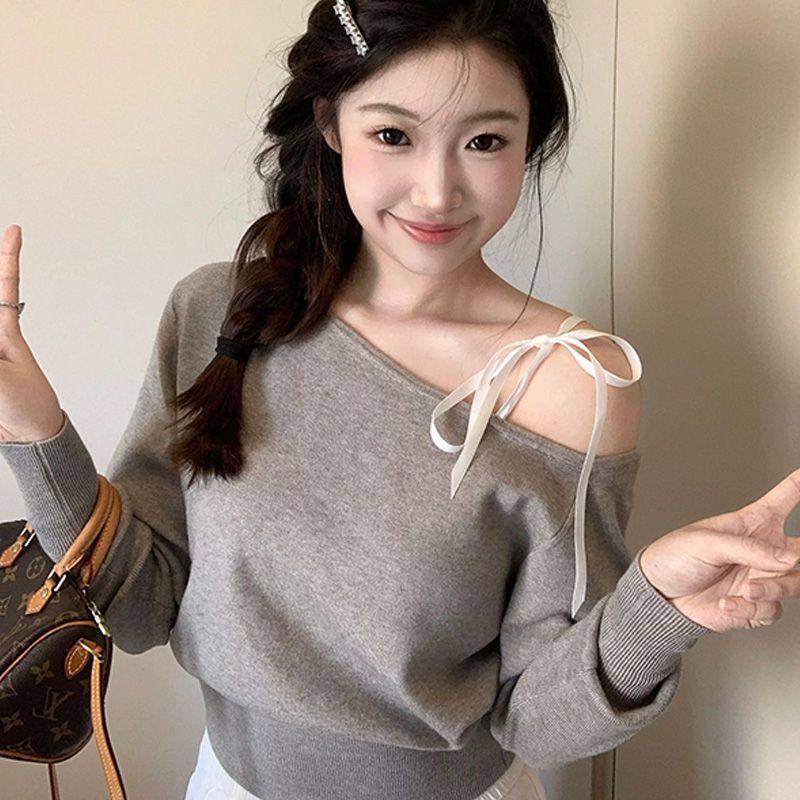 系带斜肩露肩长袖针织衫女秋冬打底内搭修身显瘦甜辣毛衣上衣韩系