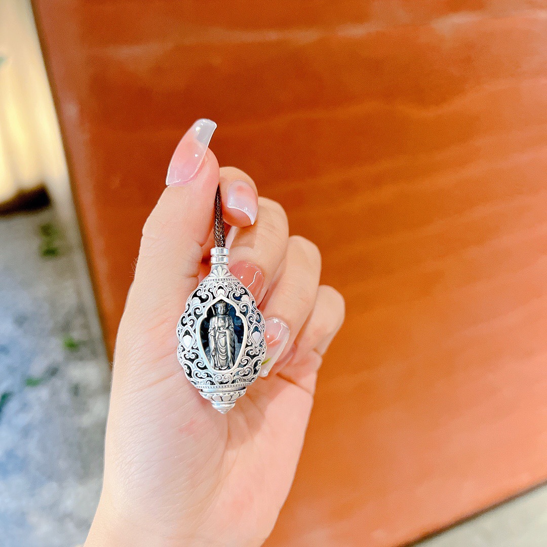 种花家无事牌银「平安如意」六字真言吊坠男复古百搭观音项链挂