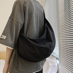 无印风日本新品休闲帆布斜挎包男士学生女ins潮牌嘻哈百搭挎包男