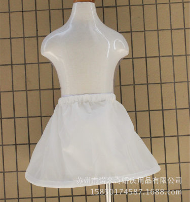 Flower girls skirt adds fluffiness white skirt supports