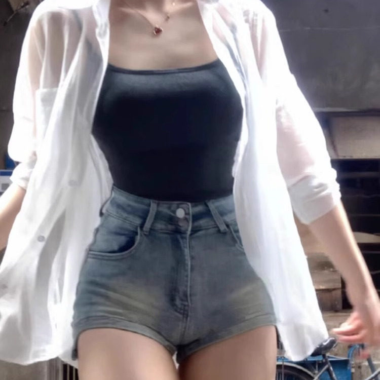 冰丝薄款白色衬衫外套女夏季2025新款雪纺防晒开衫衬衣设计感上衣