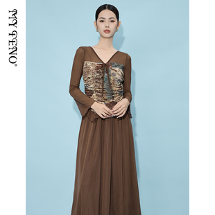 马天奴2025春夏新款咖色V领系带植绒上衣半身裙半裙子两件套装女