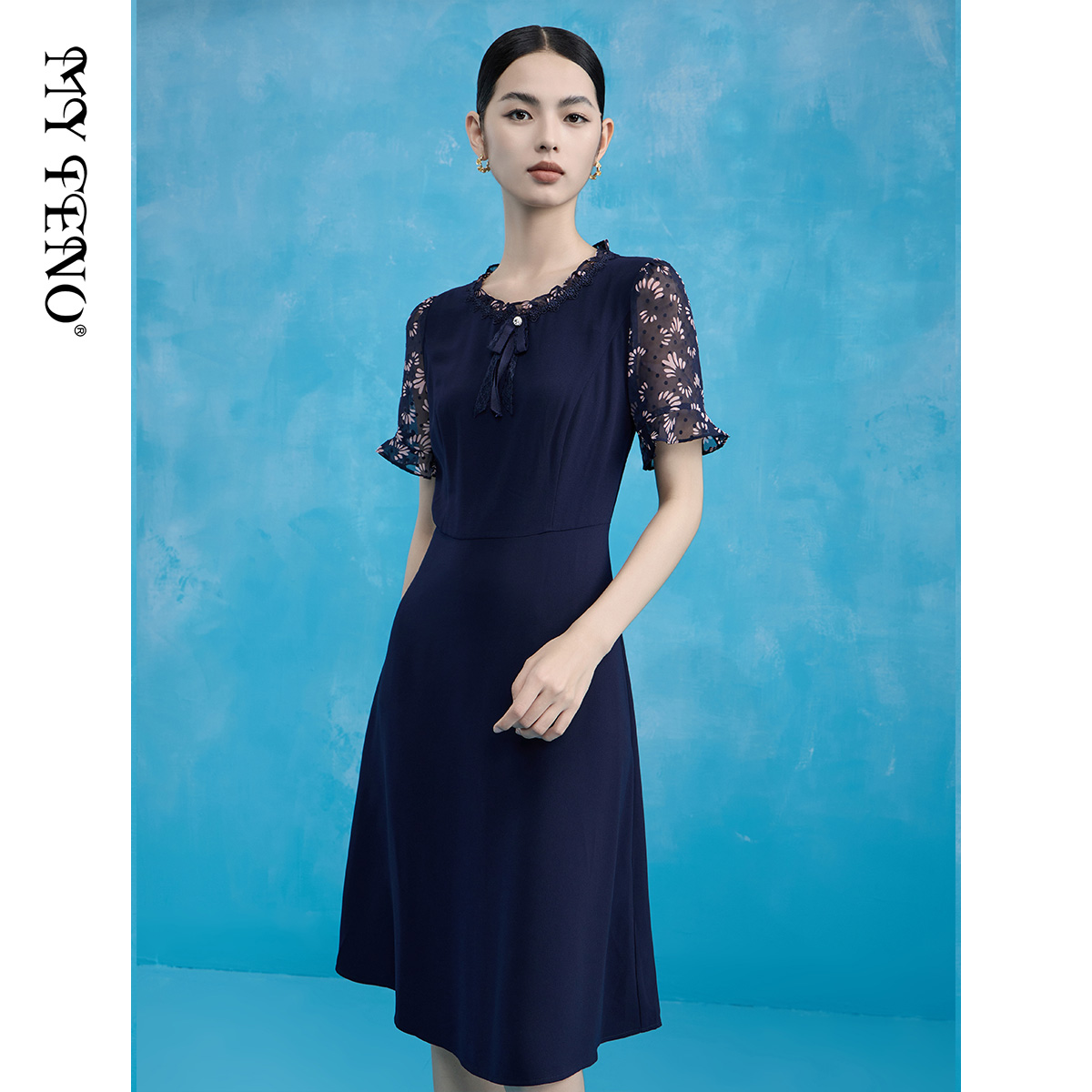 马天奴蓝色印花法式连衣裙