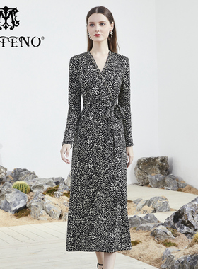 马天奴秋季款黑色印花V领绑带收腰长款连衣裙子长袖气质时尚女