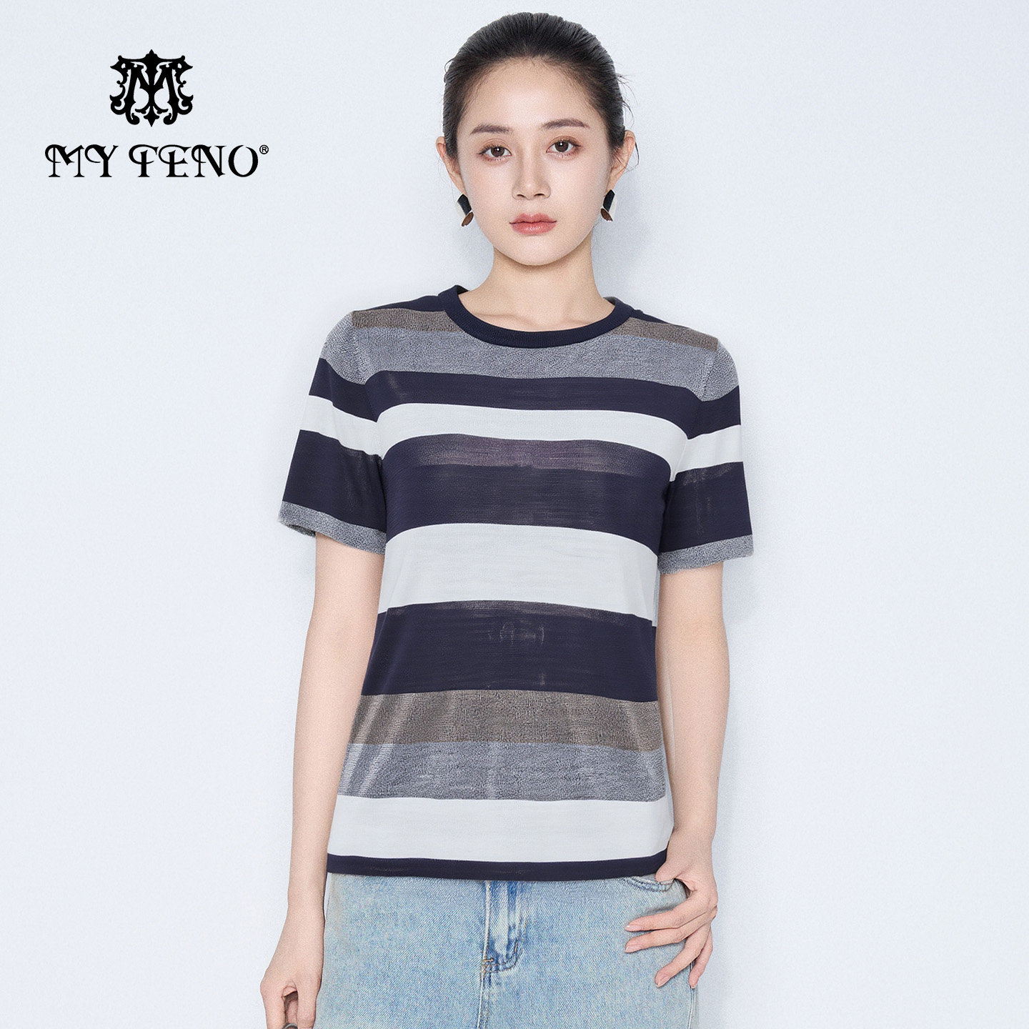 马天奴藏蓝条纹短袖圆领针织衫