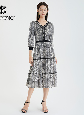 马天奴春秋女黑色印花V领收腰连衣裙子气质时尚法式田园茶歇百搭