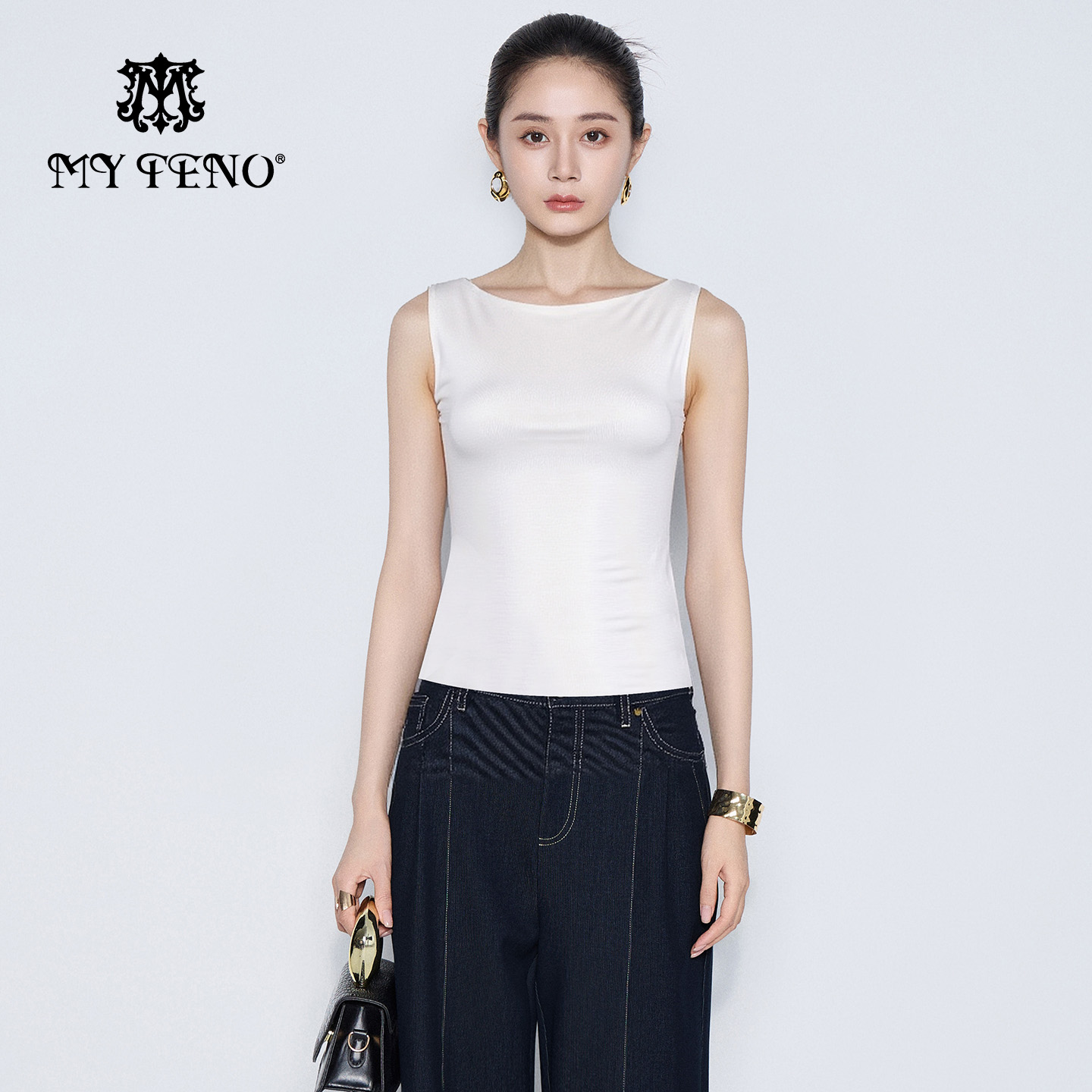 马天奴白色无袖短款修身背心