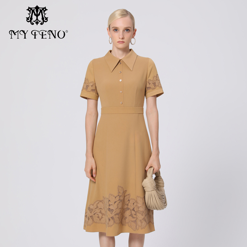 马天奴短袖绣花收腰连衣裙