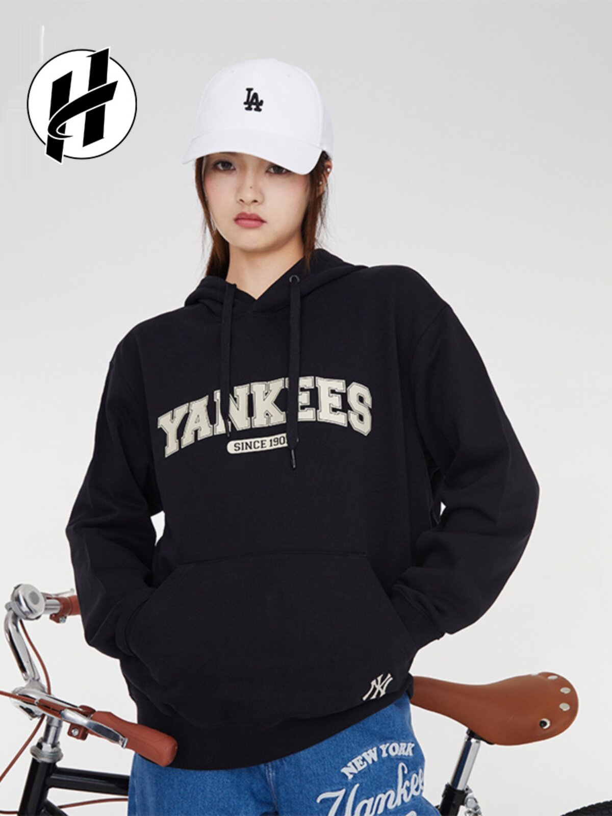 [운동복 정리] MLB 스포츠 커플 스타일 라운드 넥 풀오버 남성 및 여성을 위한 캐주얼하고 다재다능한 스웨트 셔츠