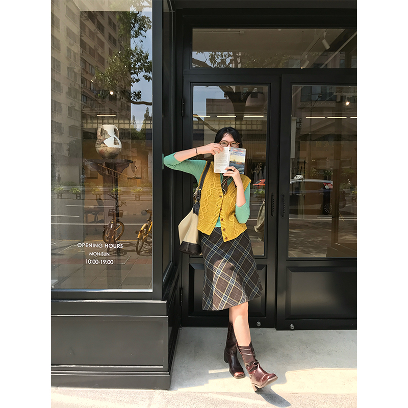 MOWENTI文文婷 法式复古毛呢半身裙女2024秋款高腰显瘦斜格纹半裙