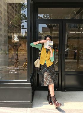 MOWENTI文文婷 法式复古毛呢半身裙女2024秋款高腰显瘦斜格纹半裙