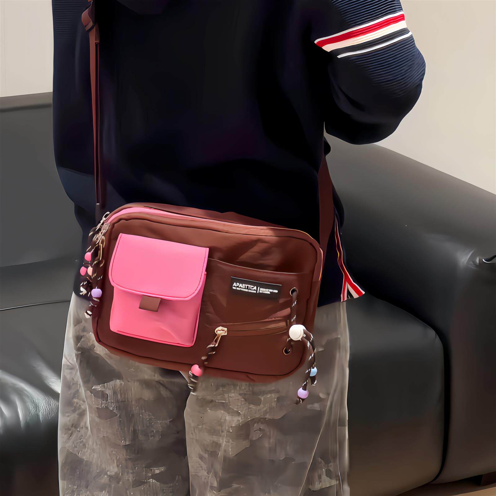 复古松弛感邮差包小众简约斜跨包轻便上班通勤休闲百搭大容量包包