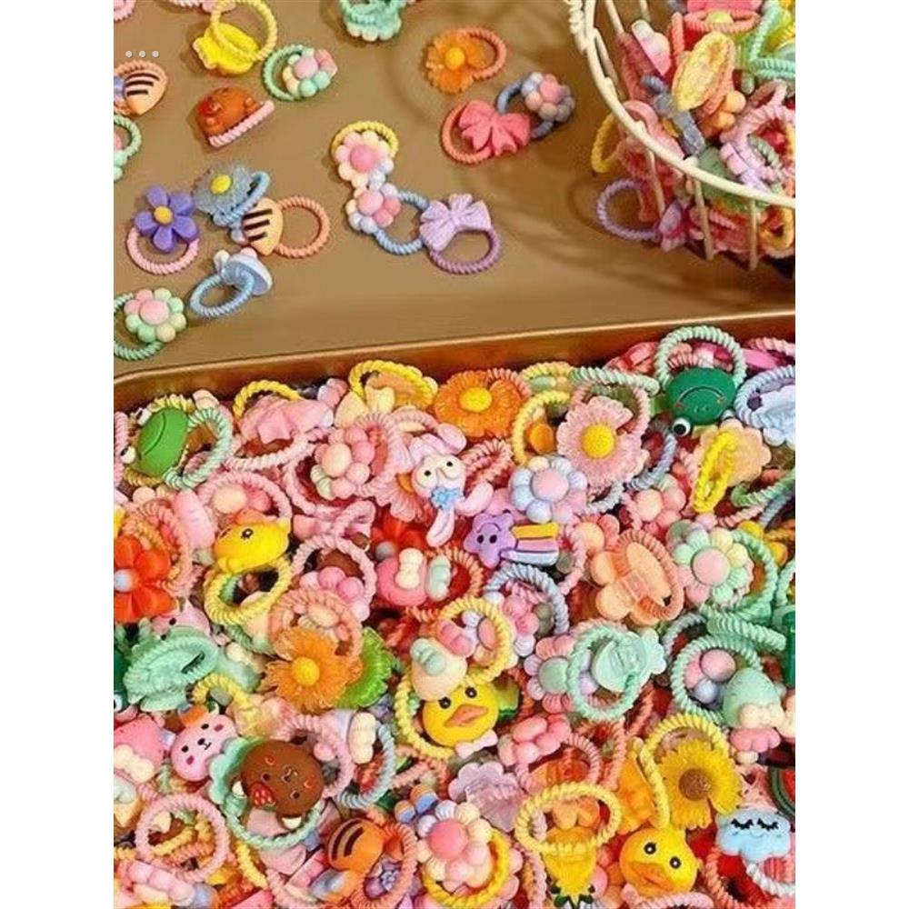 特殊的小橡皮筋编织头带的宠物狗，不会掉下约克郡马尔济斯雪纳瑞