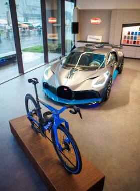 BUGATTI X FACTOR ONE 公路气动限定自行车整车 布加迪联名one