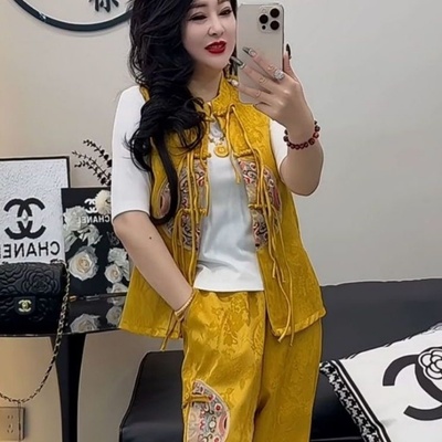 新中式时尚套装女2025春夏季新款高级感国风马甲半袖束脚裤三件套