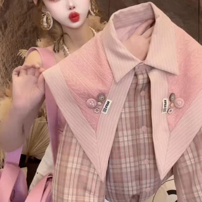 2025秋冬新款复古格纹拼接条纹翻领洋气披肩设计休闲短款加绒衬衫