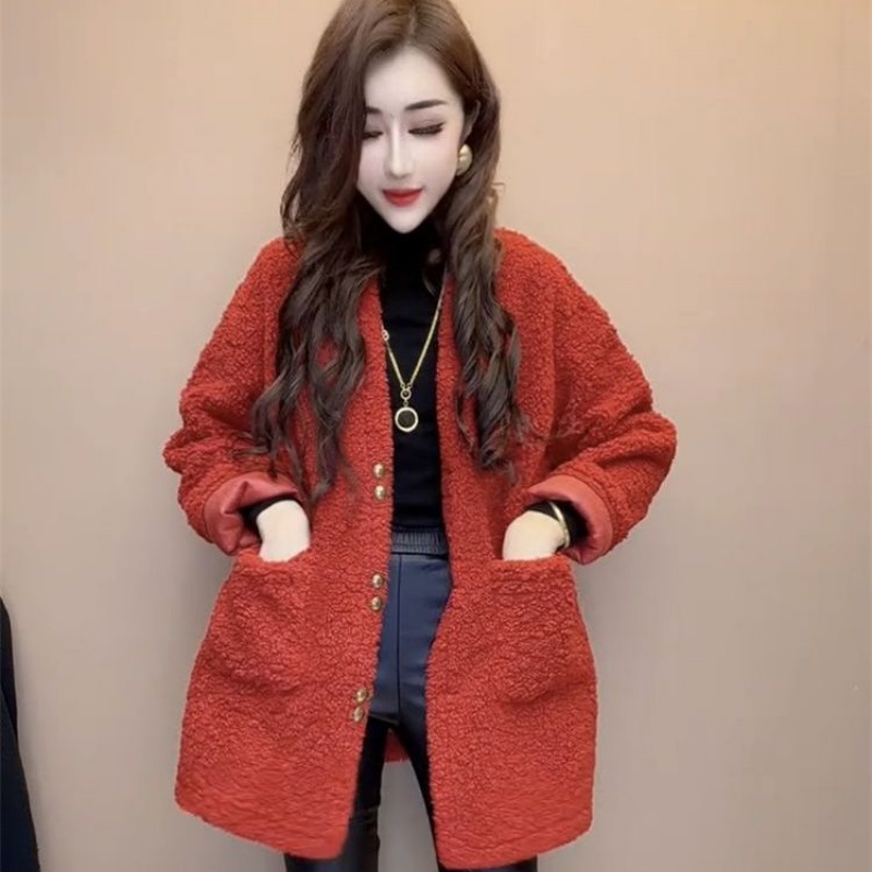 欧货时尚颗粒绒外套2025冬季新款设计感洋气洋气单排扣中长款上衣