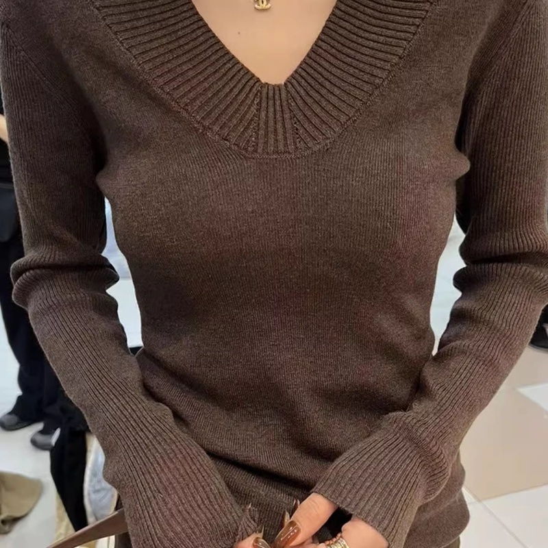 极简风咖色V领套头针织衫秋冬新款软糯显瘦内搭打底保暖毛衣上衣