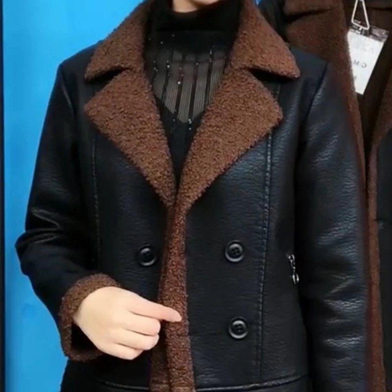 加绒加厚皮衣秋冬新款2025PU皮毛一体短款保暖羊羔修身外套美拉德