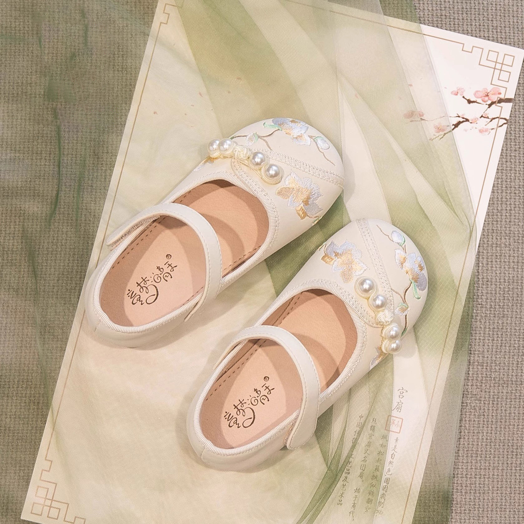 真皮女童古装汉服鞋儿童国风皮鞋春秋旗袍古风童鞋布鞋新中式鞋子,童鞋/婴儿鞋/亲子鞋,儿童汉服鞋,淘宝优惠券,粉丝福利购,淘宝优惠卷