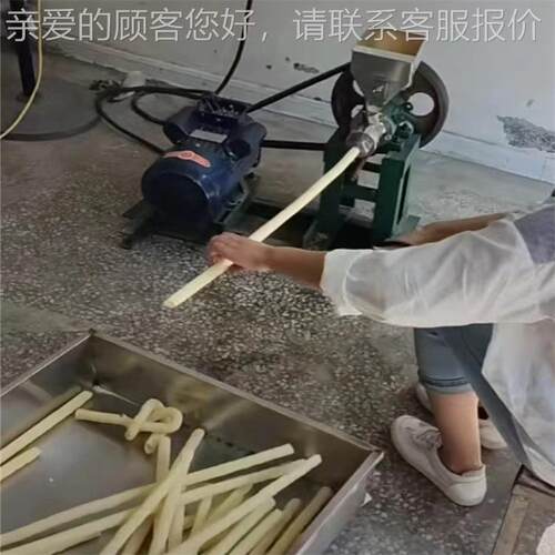 放在面包杂车粮膨化机 玉米江米棍机免费技术 教头双机汽REZ油粽