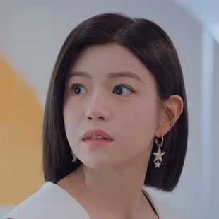 狙击蝴蝶岑矜陈妍希同款耳环不对称五角星耳饰小众女士高级感轻奢