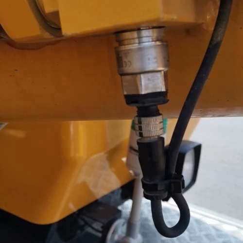 徐工XCT12吨吊车油压感测器变幅油缸压力感测器XCT系列重量感测器