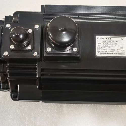 MR-J4-200B4-RJ MR-J4-350B4-RJ HG-SR2024K各一台，品质好
