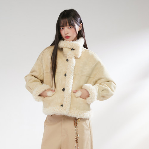 韩系羊羔毛温柔外套女