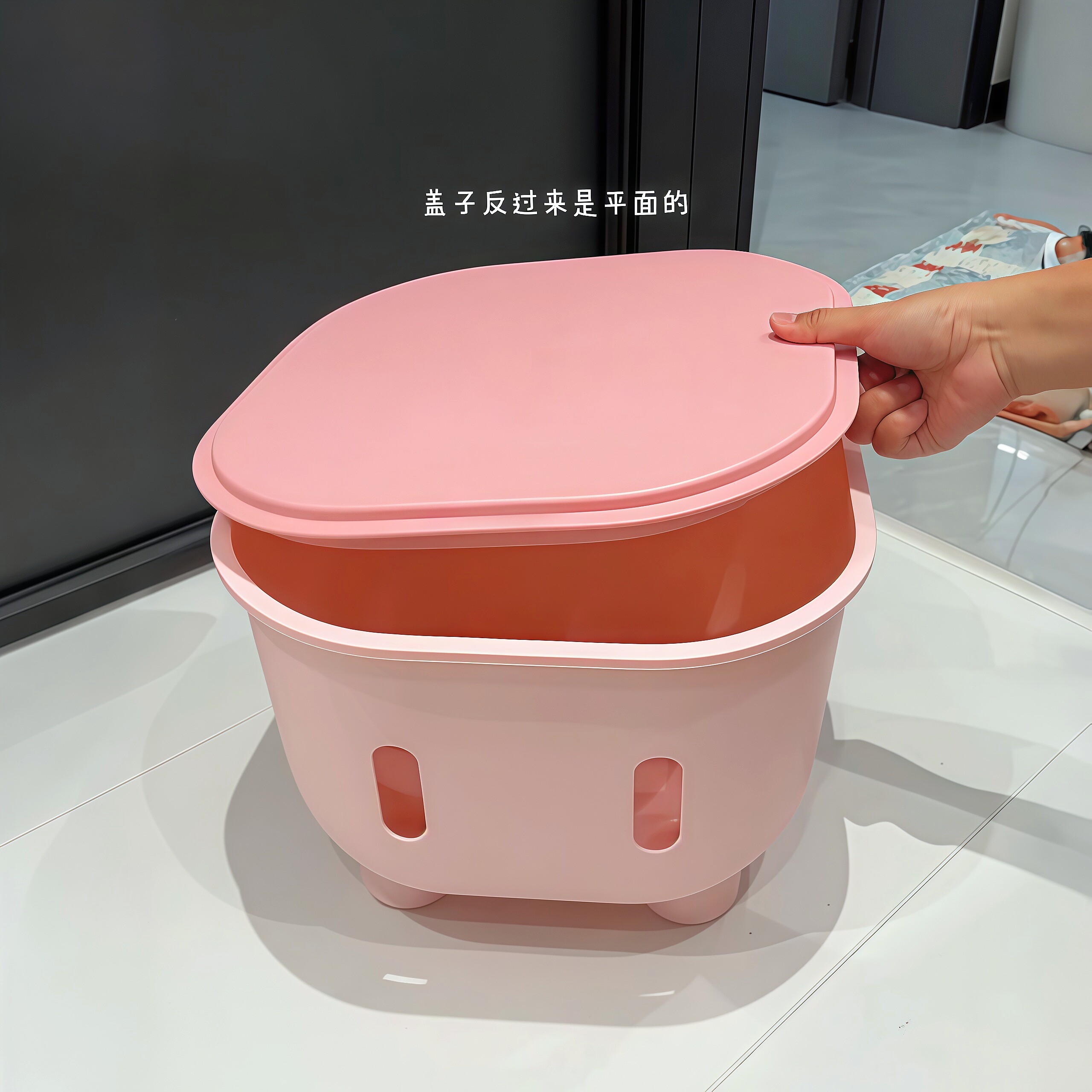 小猪超能装可坐换鞋收纳凳换鞋凳