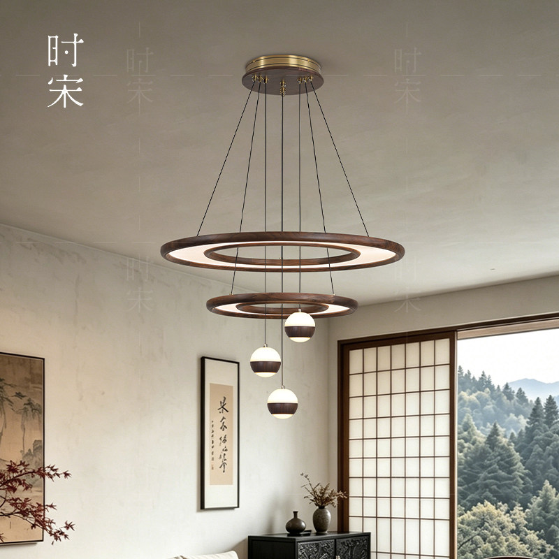 宋氏美学吊灯2026新款中古风黑胡桃木复古餐厅新中式简约卧室灯具