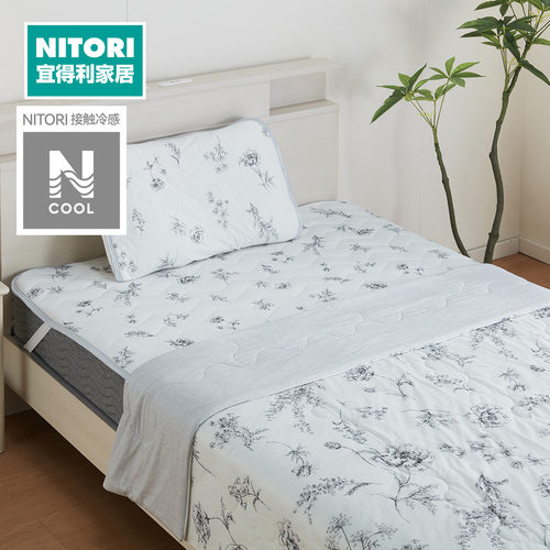 NITORI宜得利家居冷感薄被线条花