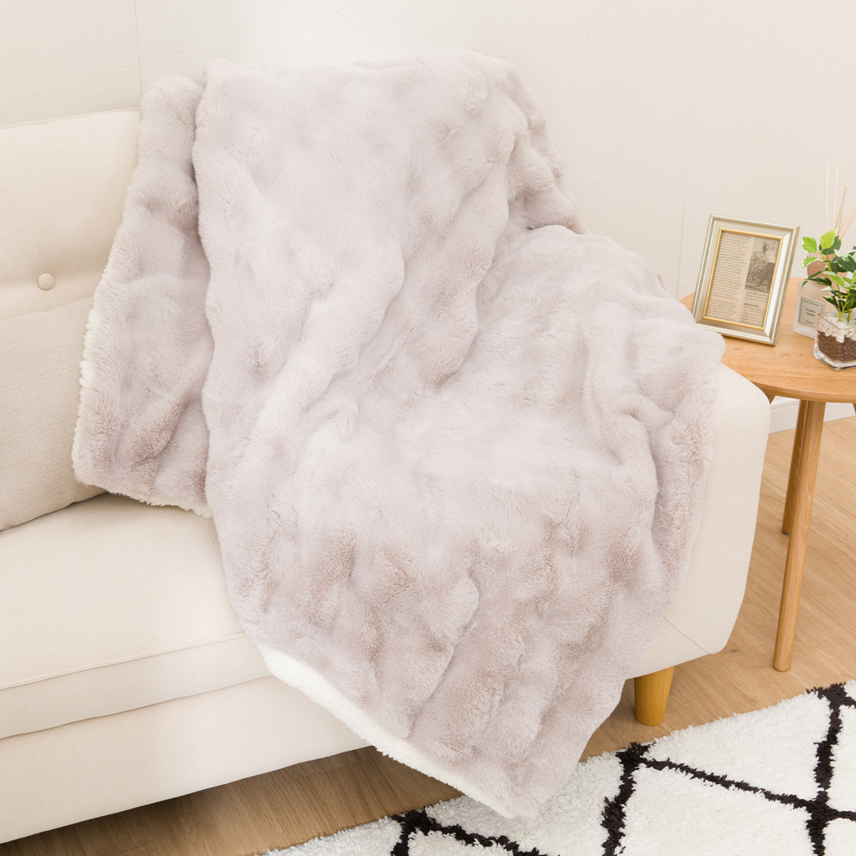 NITORI宜得利家居办公室午休毯沙发毯带宠物口袋柔软休闲毯膝盖毯