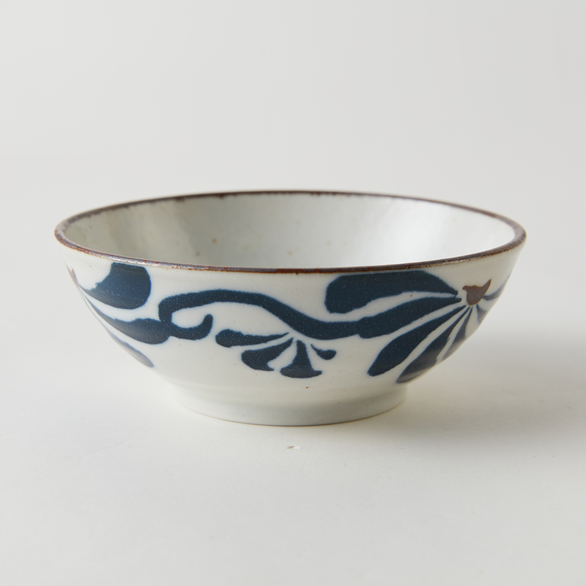 NITORI宜得利家居日本制轻量碗盘