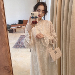 加绒/不加绒蕾丝连衣裙女2026秋冬季新款气质过膝打底仙女长裙子