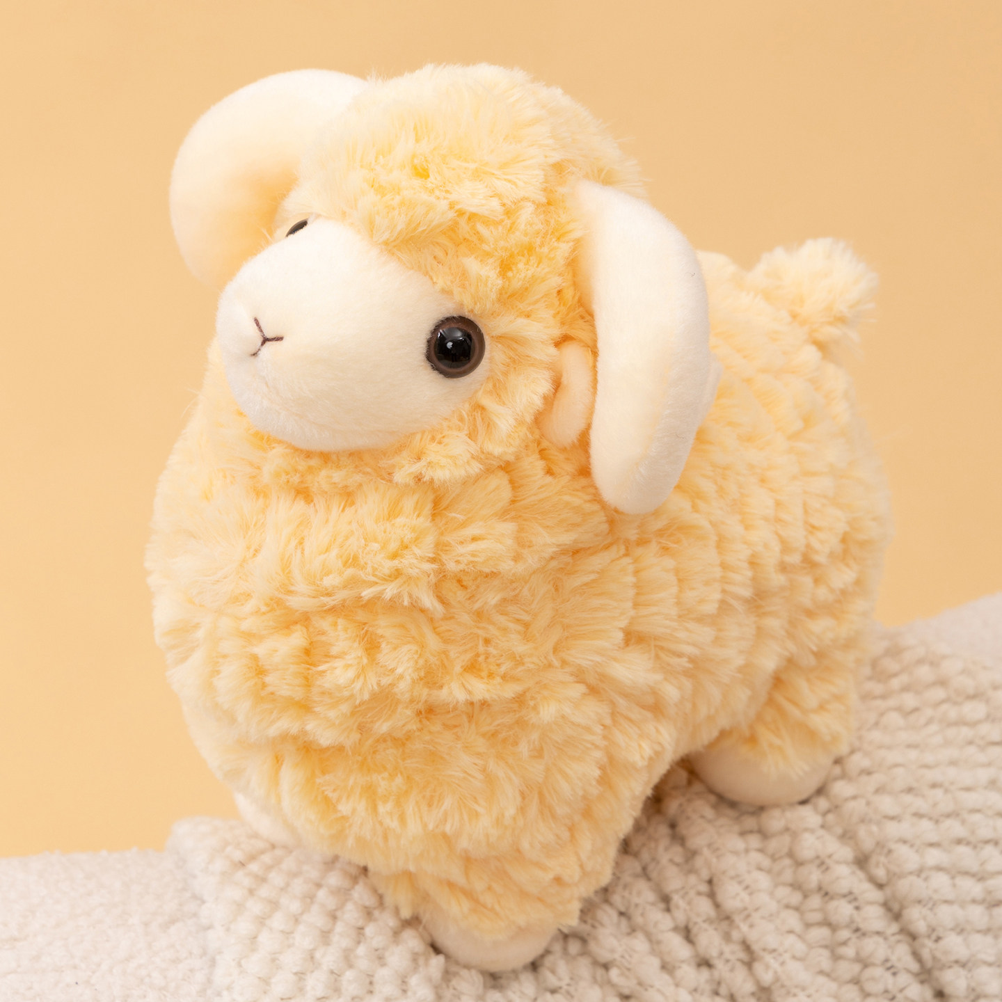 可爱仿真小绵羊公仔小羊玩偶生肖羊毛绒玩具床上抱枕生日礼物女孩