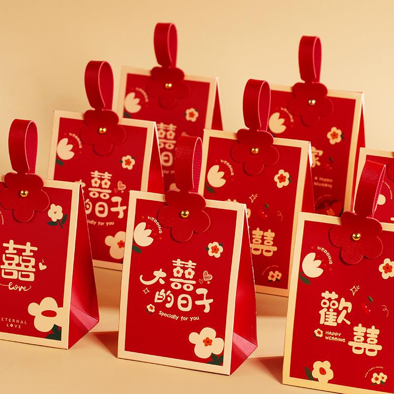 2025年喜糖盒子结婚专用批の发新款结婚喜糖袋手提婚礼创意伴手礼