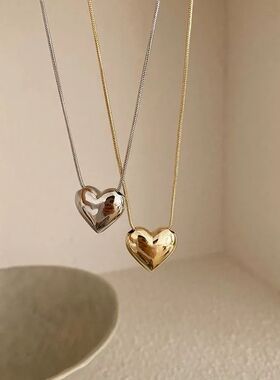 Gothic Heart Love Pendant Necklace for Women 2024 Korean