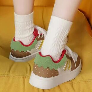 学生汉堡鞋2026早秋新款小众厚底花瓣鞋子女美式高街女休闲面包鞋