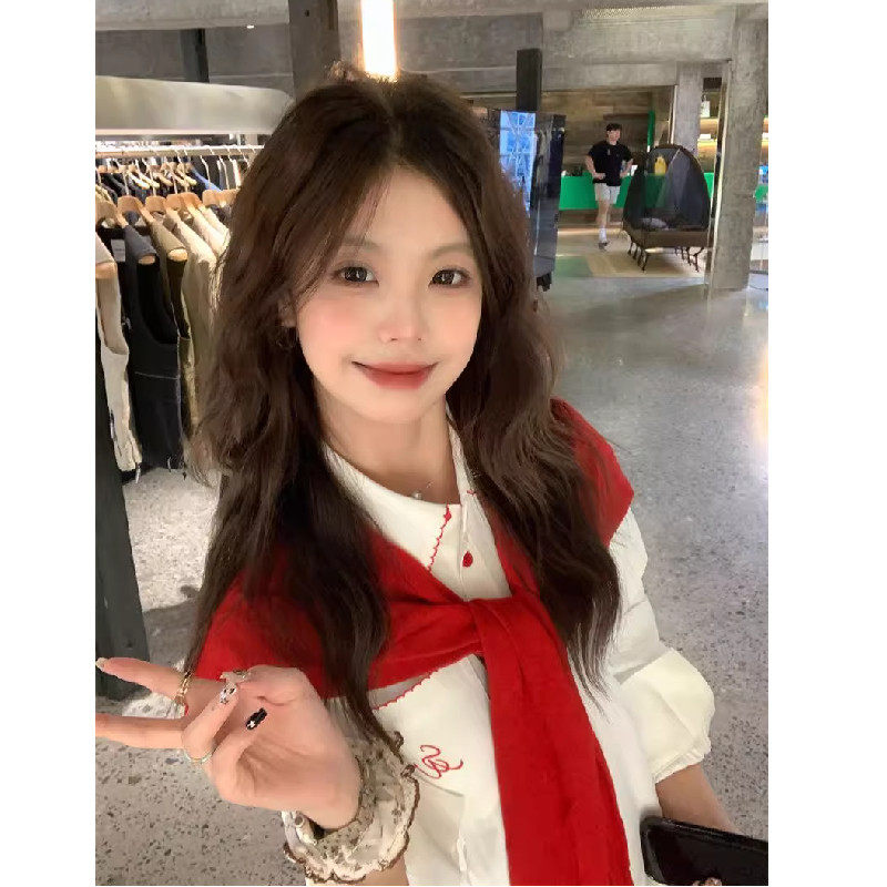 早秋新款学院风白色POLO领连衣裙小个子初恋少女感休闲红色披肩女