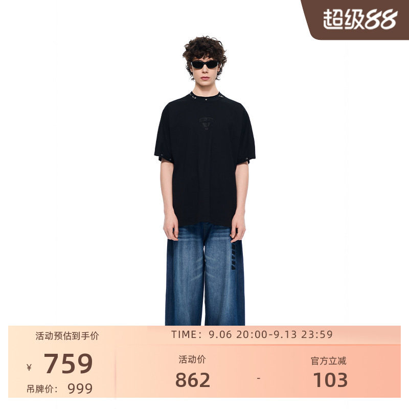 VETEMENTS朋克铆钉环扣短袖T恤图片
