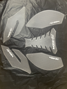 适用川崎 Ninja ZX6R 橡胶透明款油箱垫贴油箱保护贴2019-2025