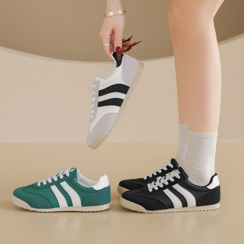 2026小白鞋女春季新款韩版ins大码休闲运动百搭板鞋街拍