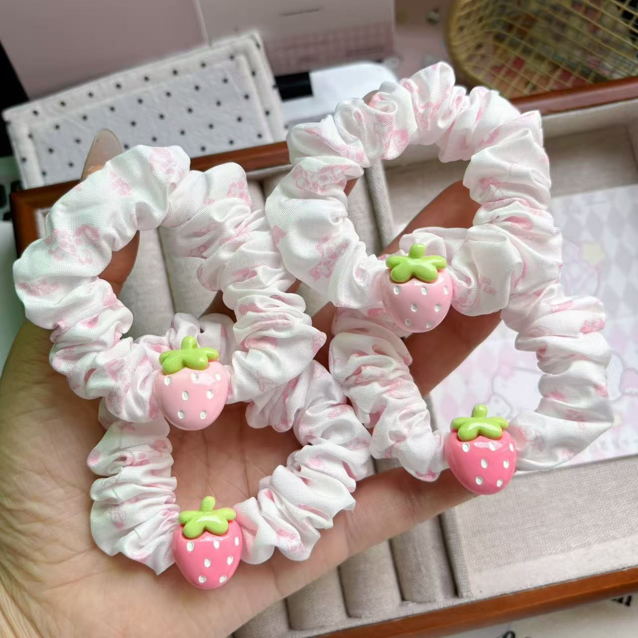 可爱草莓少女发圈小肠皮筋