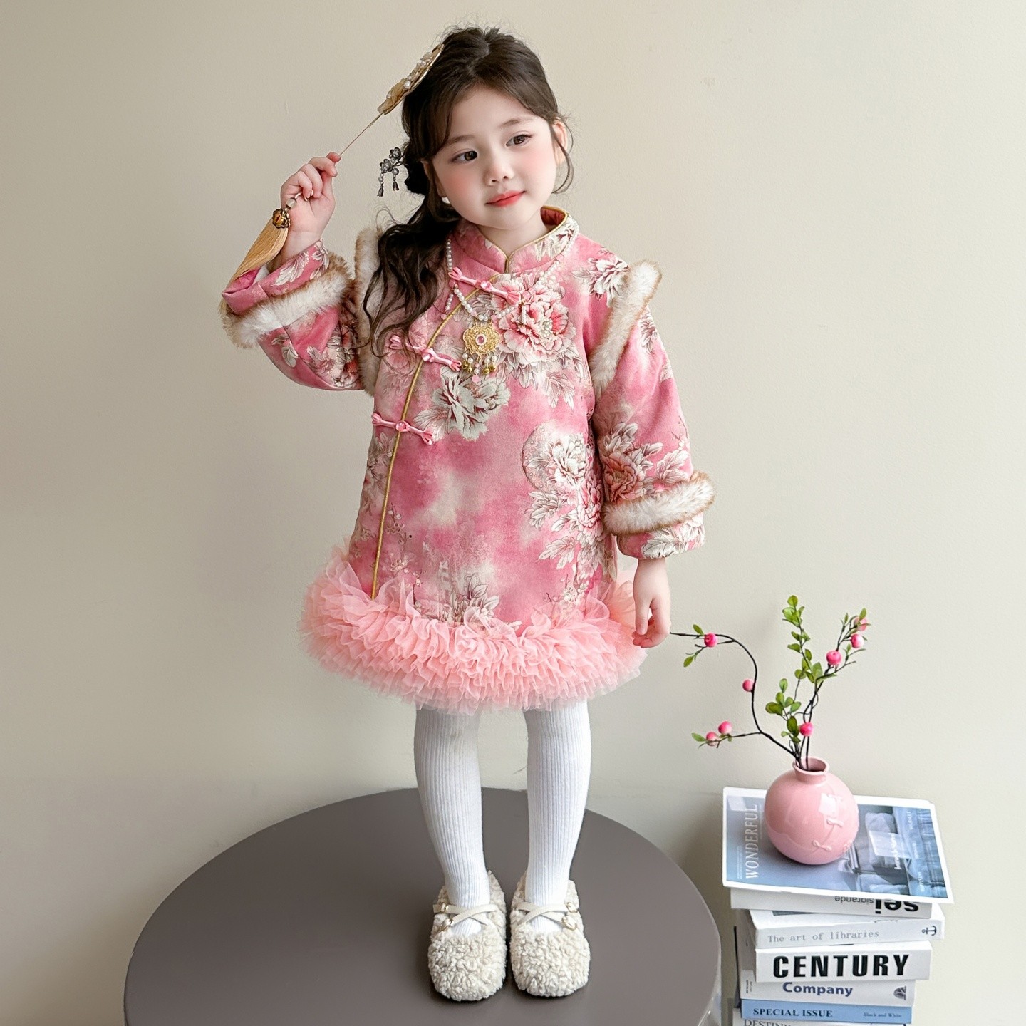 女童拜年冬季汉服2025新款儿童中国加厚宝宝新年旗袍唐装冬装古风