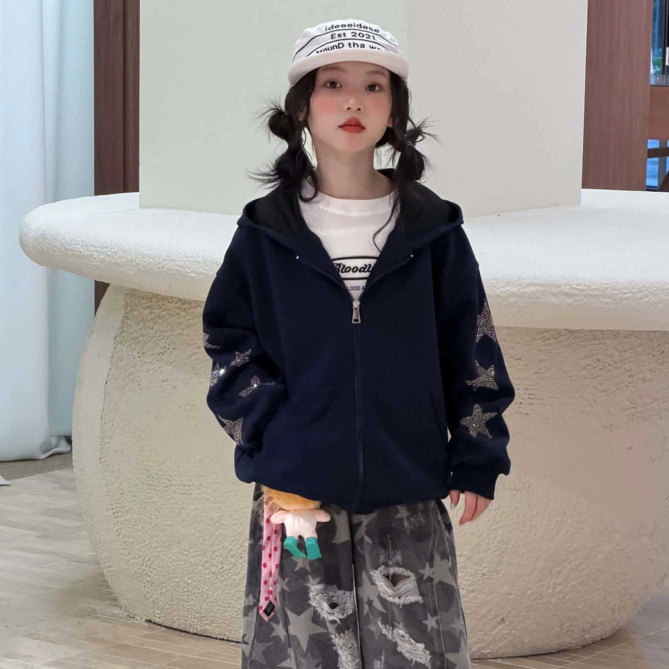 女童秋季星星烫钻连帽开衫卫衣