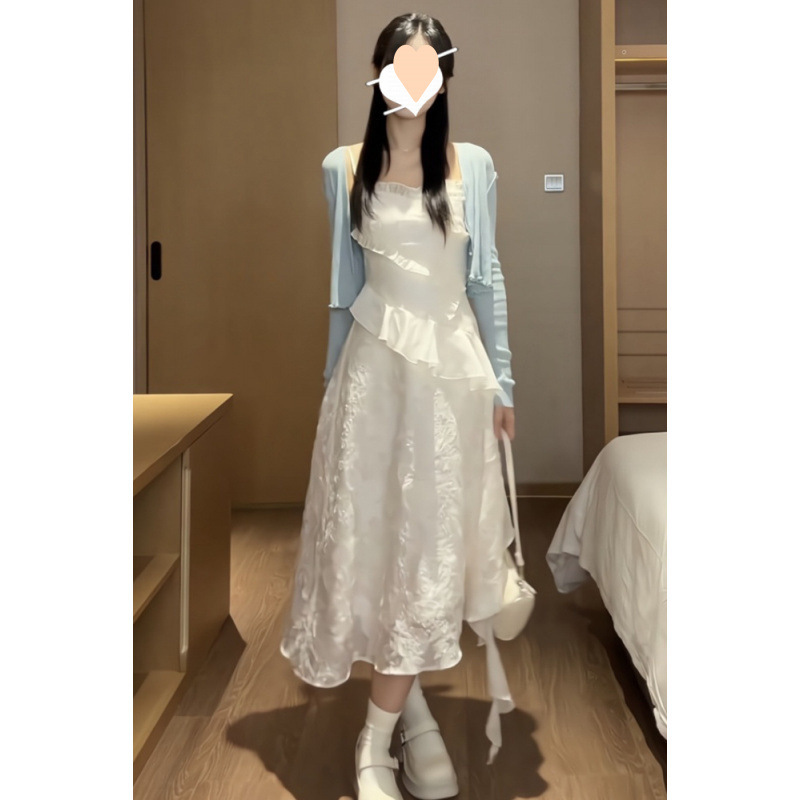 法式甜美长裙女夏季韩系收腰显瘦设计感荷叶边仙女吊带连衣裙